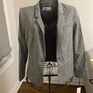 Calvin Klein grey patterned blazer. BNWT